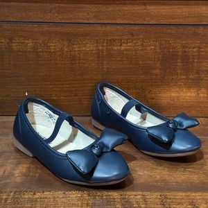 SOLD‼️ Oshkosh B’gosh Kids Ballet Flats
